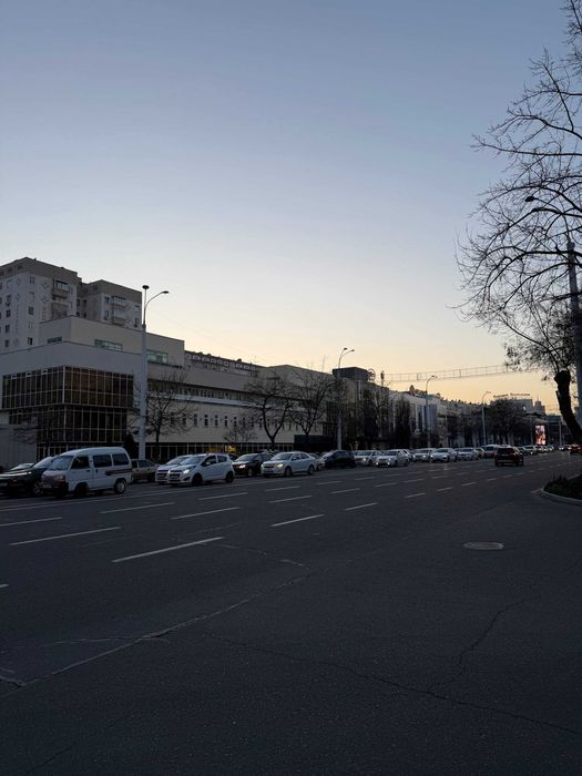 Срочно продаётся Квартира под офис Ойбек метро Ор-р: Савдогар Банк