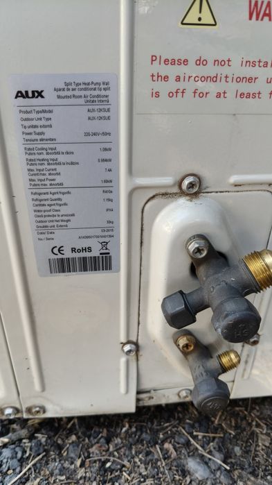 Aer Conditionat Aux 12.000 Btu În Perfecta Stare de Functionare