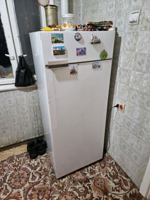 Продаётся холодильник бирюса