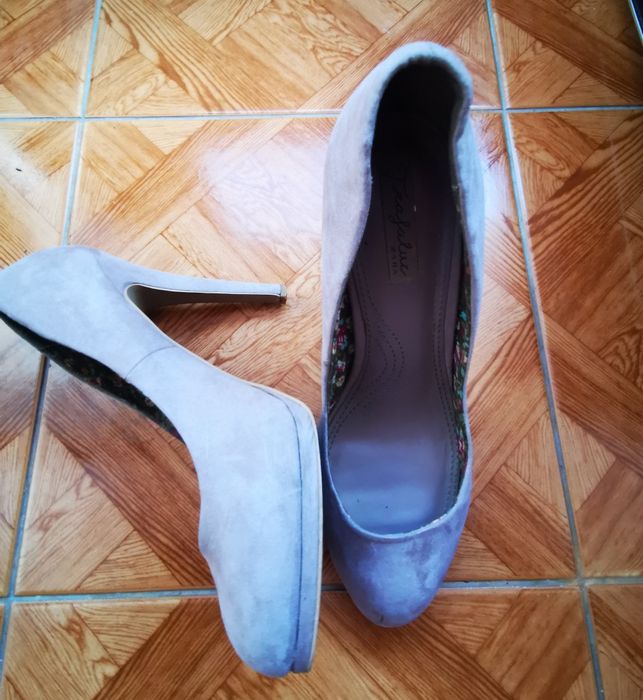 Adidas tip gheata asics, balerini, saboti sandale mar 40