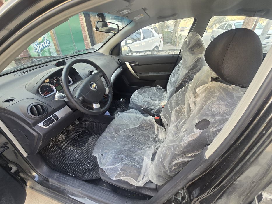 Avtomashina ravon chevralet sotiladi