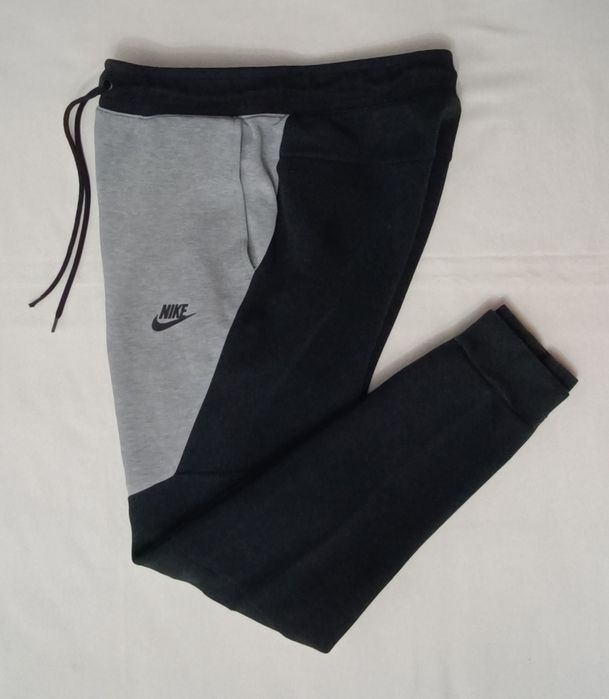 Nike Tech Fleece Sweatpants оригинално долнище XS Найк памук долница