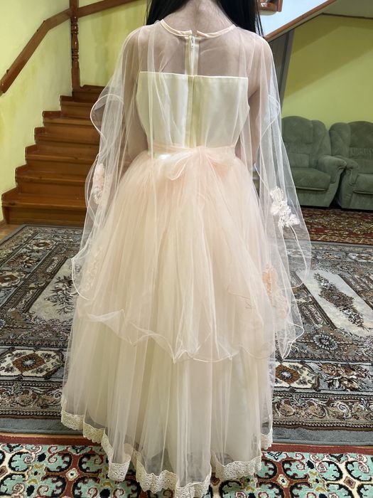 Нарядное платье для девочек