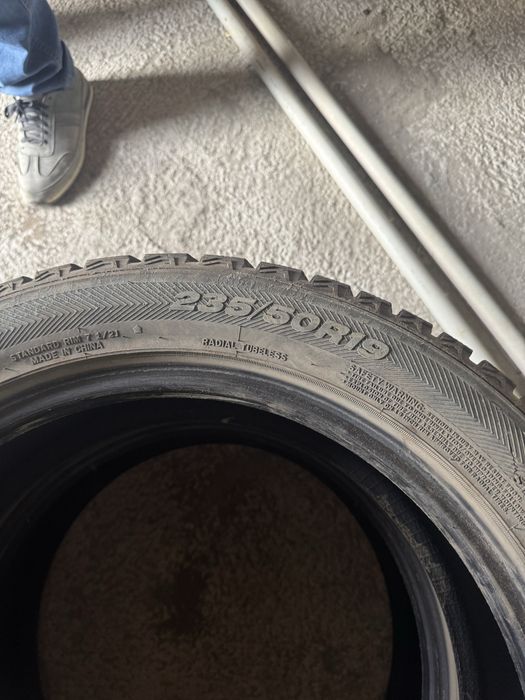 Шины 235/50R19 зимние и летние
