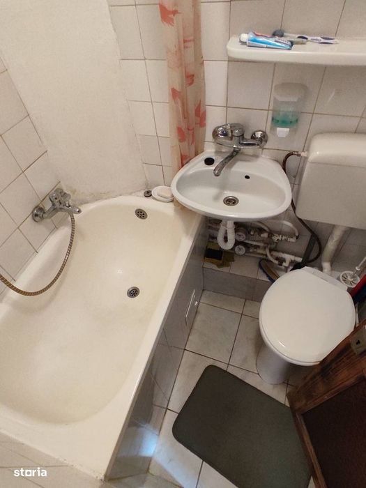 Garsoniera -Zona Complex Studentesc-Etaj 3-Ideala Pentru Investitie!