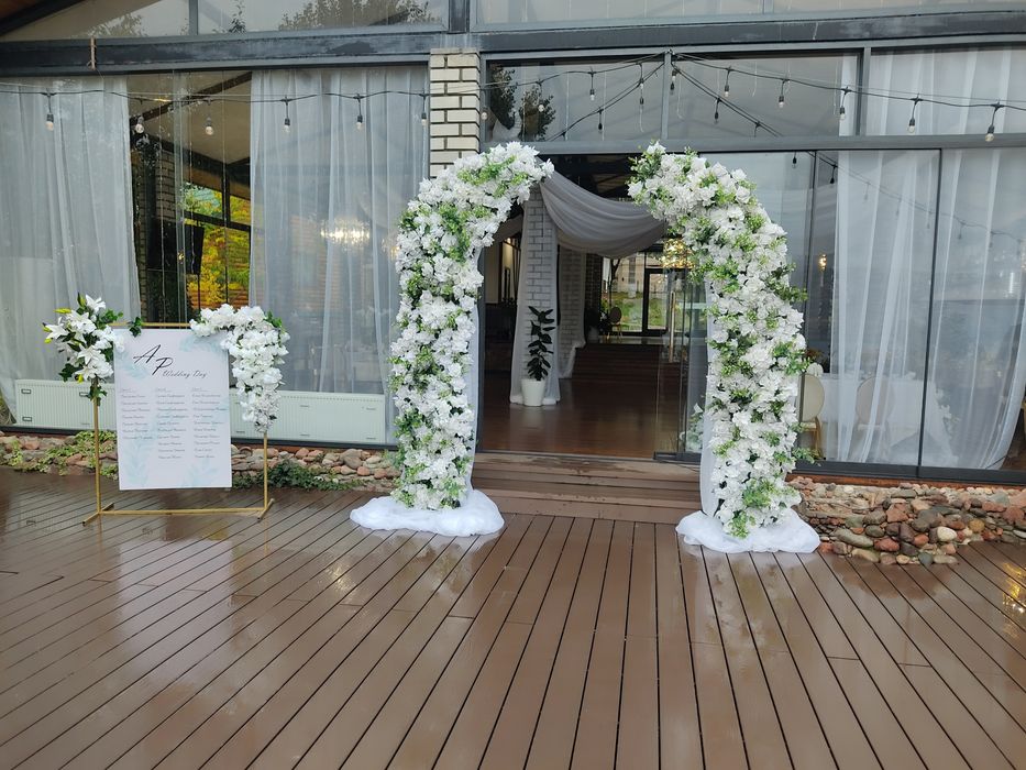 8 марта!Арки для свадебного торжества, шатер, стойки  и прочий декор !