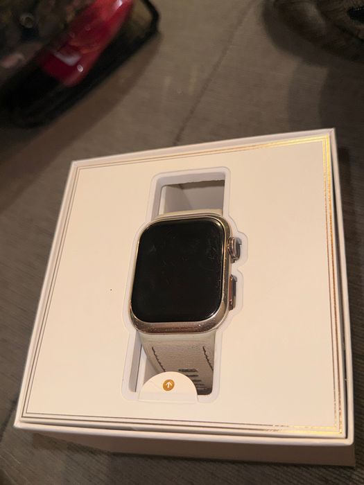 Смарт часовник. HUAWEI D2