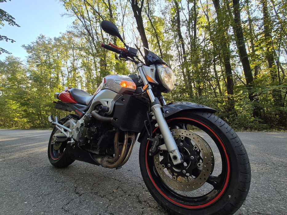 Suzuki GSR 600 2006