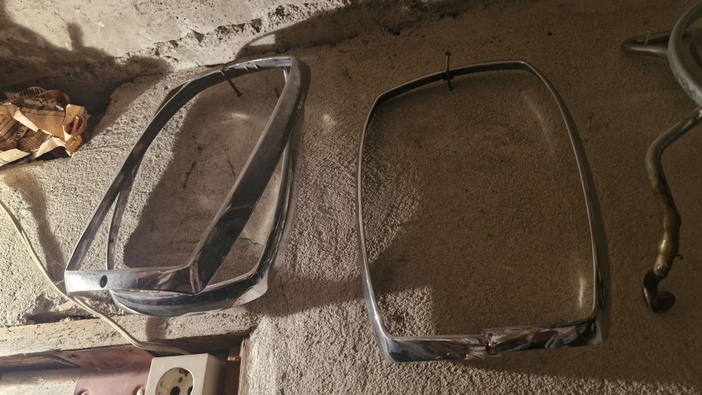 Фар, тас и други аксесоари за Мерцедес 220D 1970