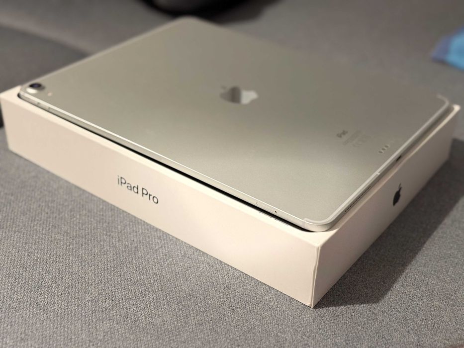 iPad Pro 12.9" Gen 3 | 256GB | WiFi + Cellular (4G)