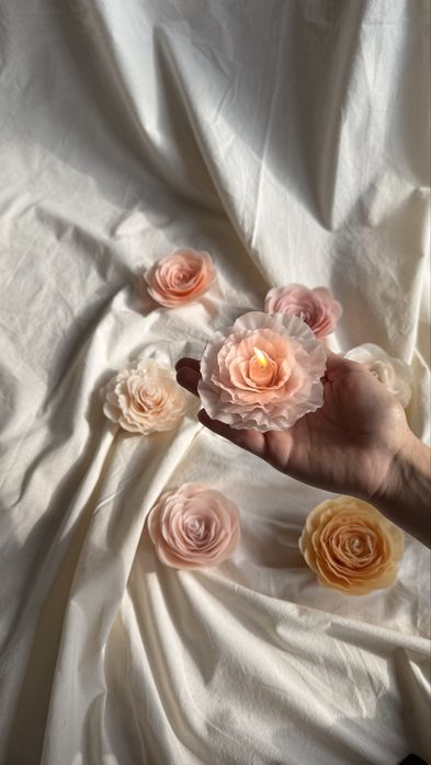 Свечи-цветы и декор