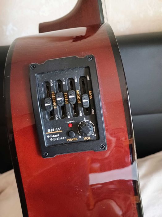 Електро акустична китара--STAGG-