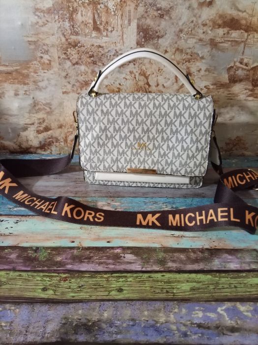 Продам сумочку..