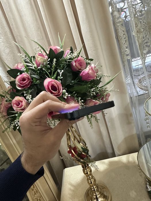 Продам IPhone 14 128gb
