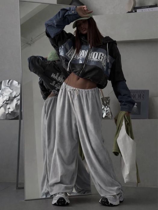 pantaloni de trening eleganți