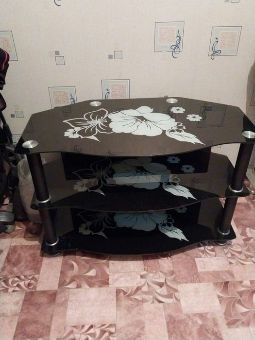 Подставка под телевизор