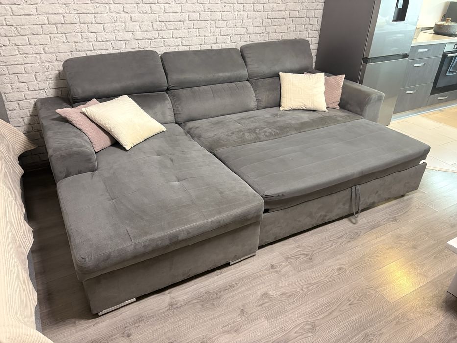 Разтегателен диван