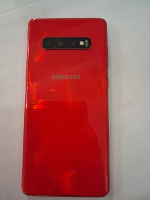 Samsung S10 plus 128gb Може и бартер за друг телефон