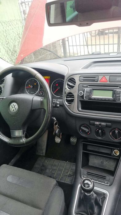 Wv tiguan 2.0 171 cp 270 mii km