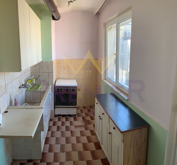 Дава се под наем Тристаен апартамент в Варна, Кайсиева градина - 97 кв.м за 408 € - Снимка #3