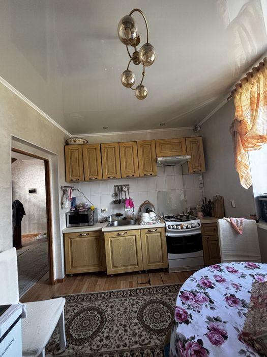 Продам Кухонный Гарнитур б/у