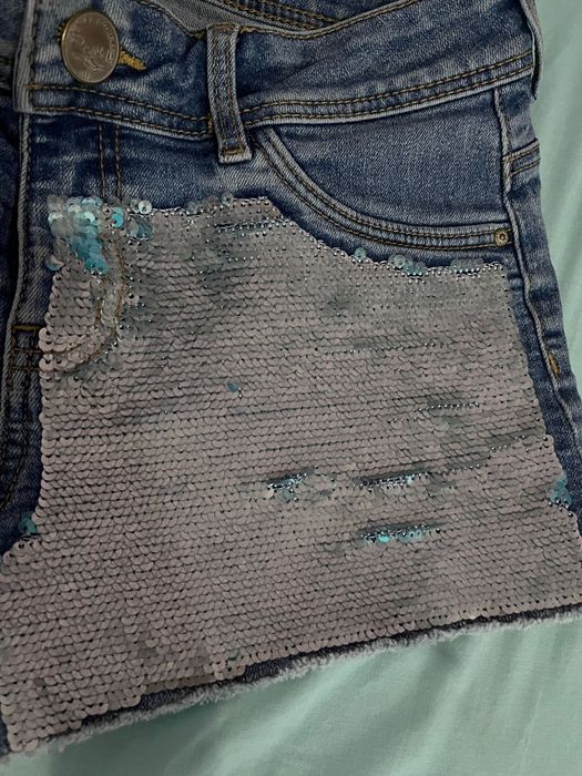 Pantaloni scurți cu paiete