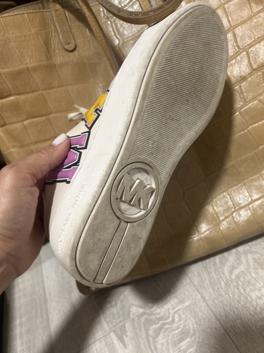 Vand adidasi Michel Kors,marimea 38