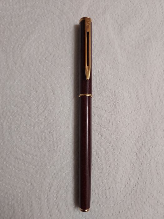 Stilou Waterman Executive penita aur 18k