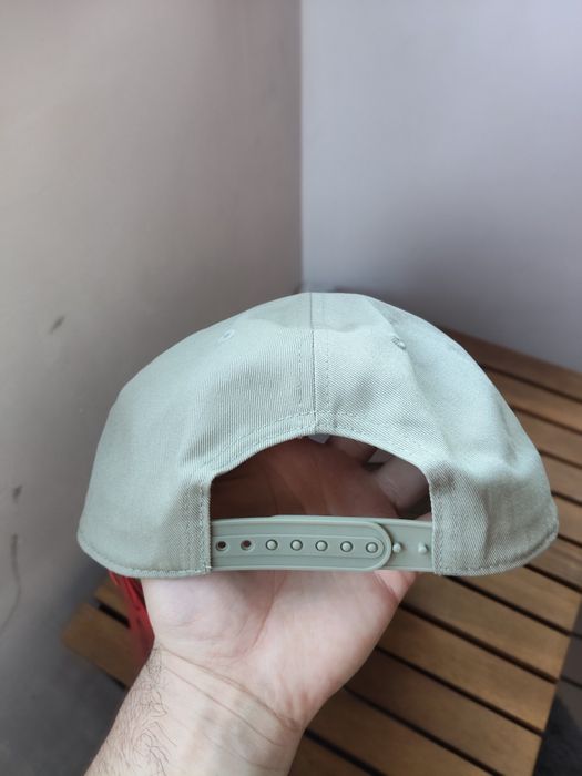 Hugo șapcă unisex verde deschis cu logo roșu mărime OS noua originala