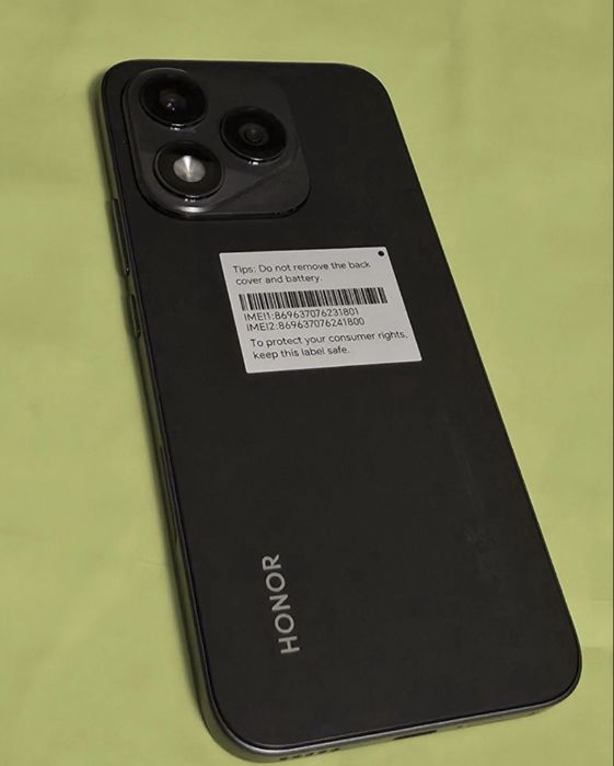 ЧИСТО НОВ 256GB Honor 400 LITE 5G Гаранция Yettel 2028г. Black | Черен