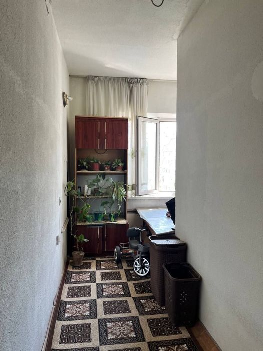 Sergeli 7 da 5 xonali uy srochno naqdga sotiladi