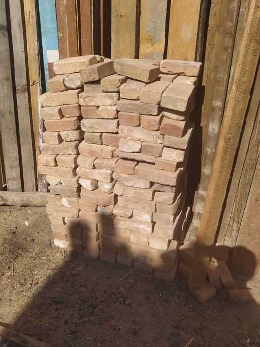 Agnoporni Gʻisht sotiladi 250 ta narxi 10 000