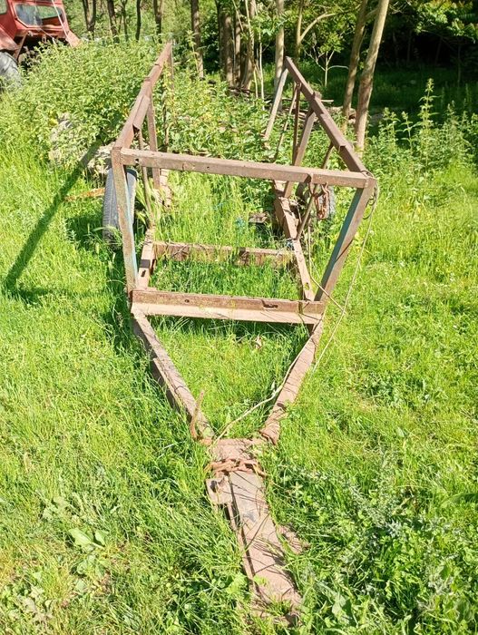 Vând tractor U650