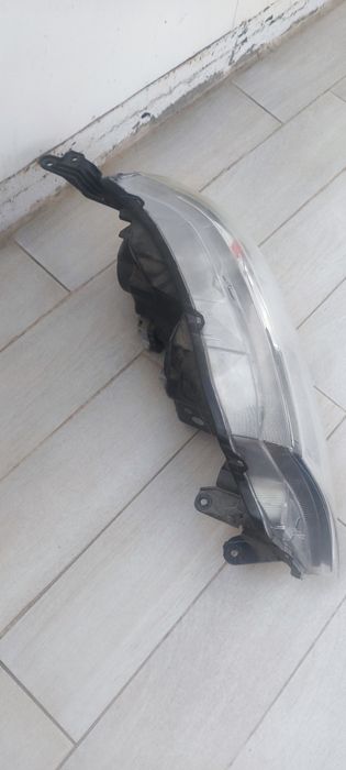 Предни Фарове на Витара