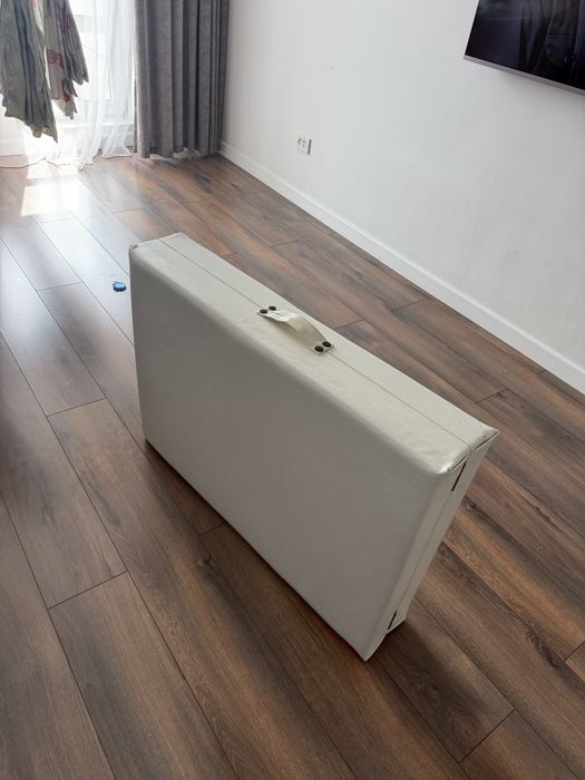 Кушетка для лэш мастеров, косметолога, массажа