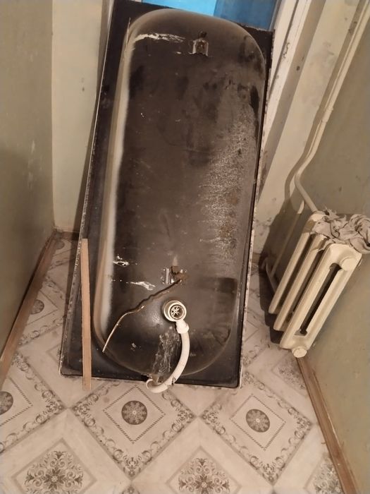 Продам ванну б/у