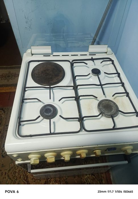 Газова-электрическая плита Артель б/у