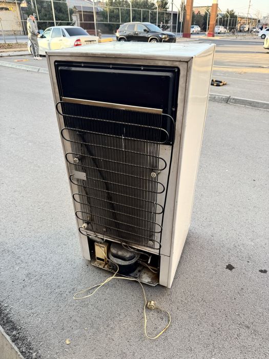 Muzlatgich  xolati zor