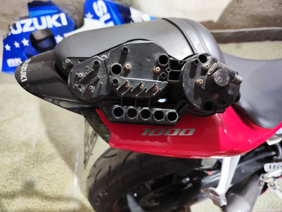 Yamaha YZF 750 части