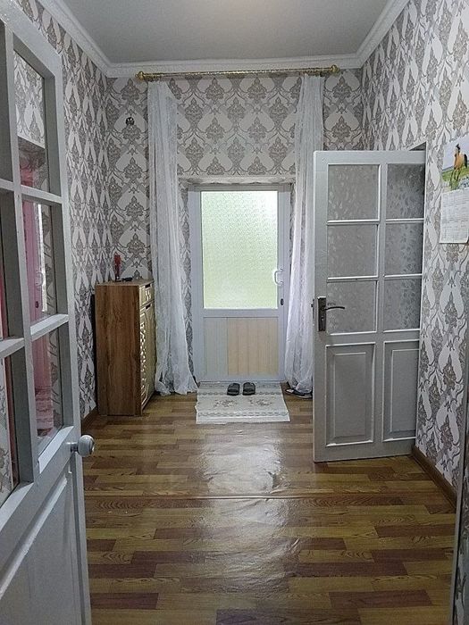 Oʻrtachirchiqda xovli sotiladi