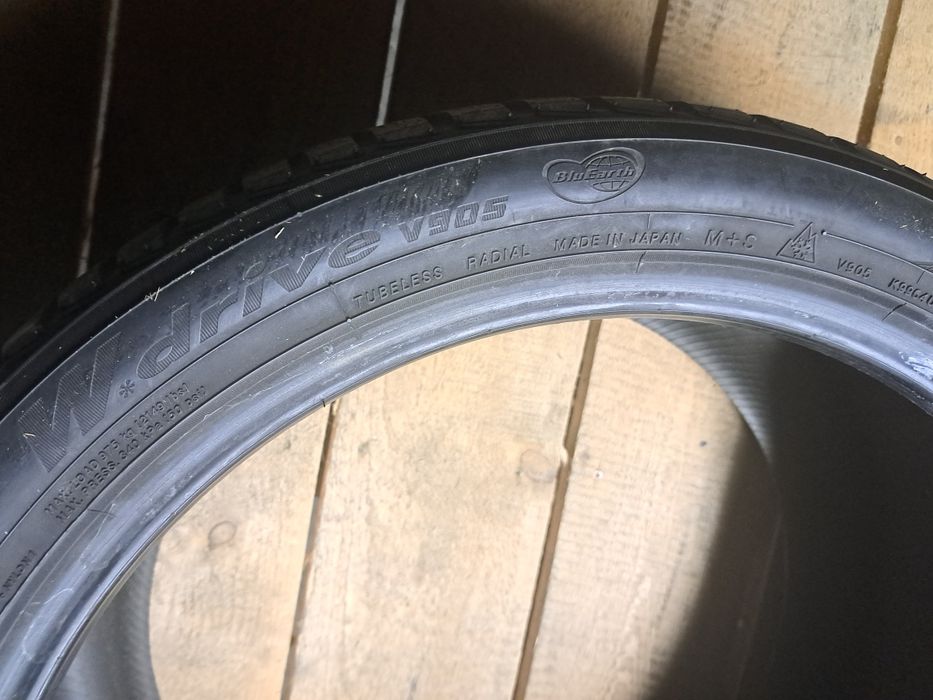 0 anvelopa 295/35 R21 Yokohama