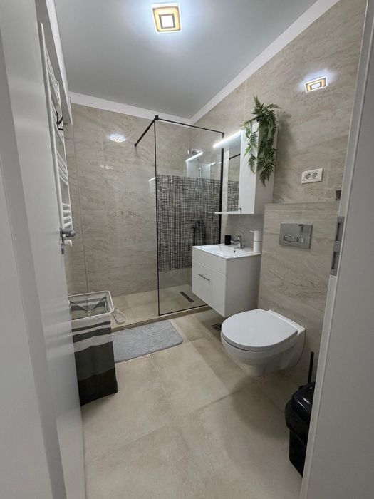 Garsoniera Biruintei 81 Metrou Berceni 5 min Mobilata Utilata