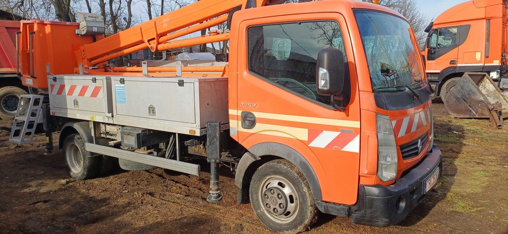 Renault Maxity nacela prb, an 2015, 20 m