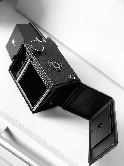 Фотоаппарат “Любитель” среднеформатный.