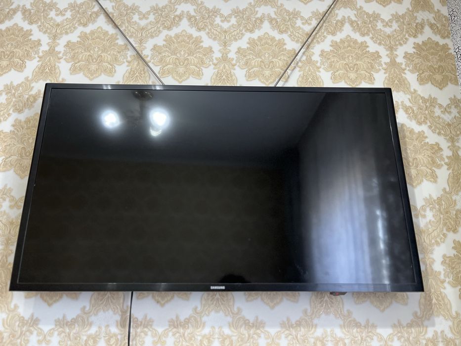 Телевизор SmartTV