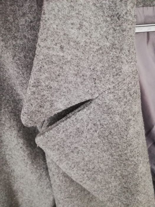 Женское  пальто.