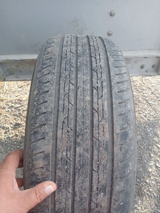 Продам шины летние . 215/60/16 б/у