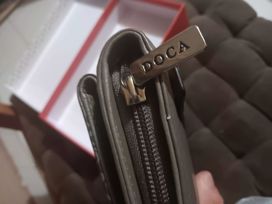 Ново портмоне Doca