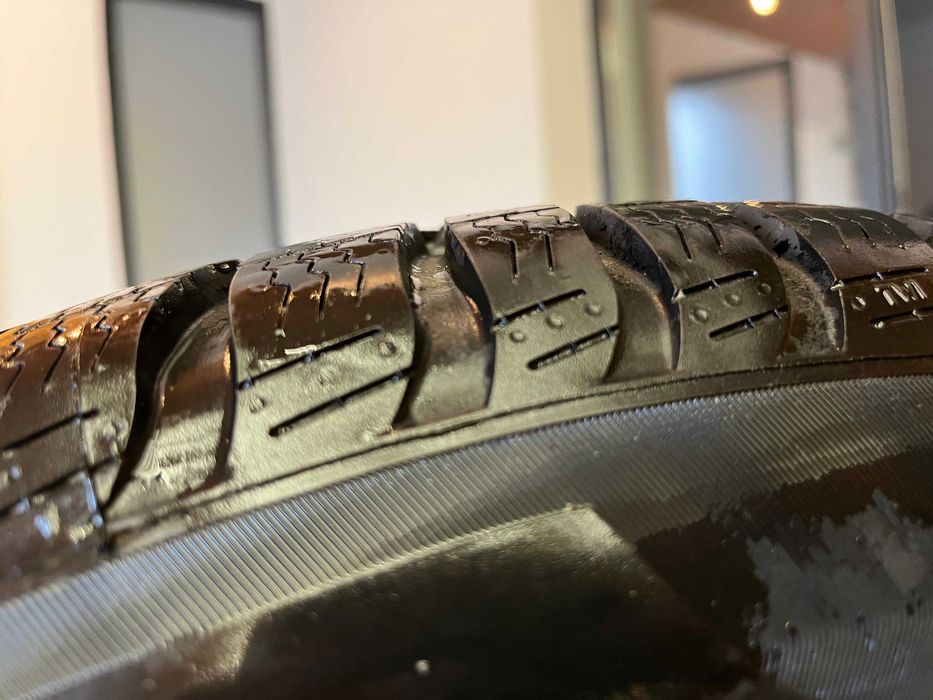 Roti iarna BMW originale anvelope Pirelli 225/55 R17 97H M+S runflat