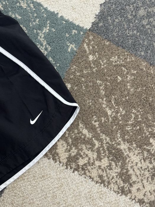 Дамски къси гащи Nike